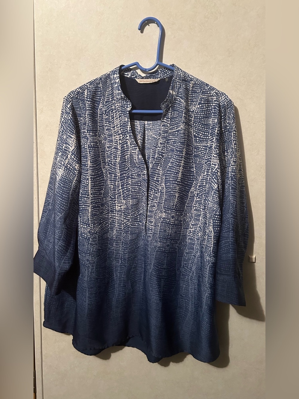Soft Surroundings XL Blue Patterned Split-Neck Tunic Top
